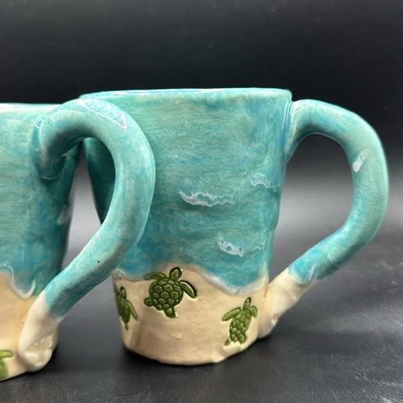 Handmade Potteryy Beach Turtle Mug Set